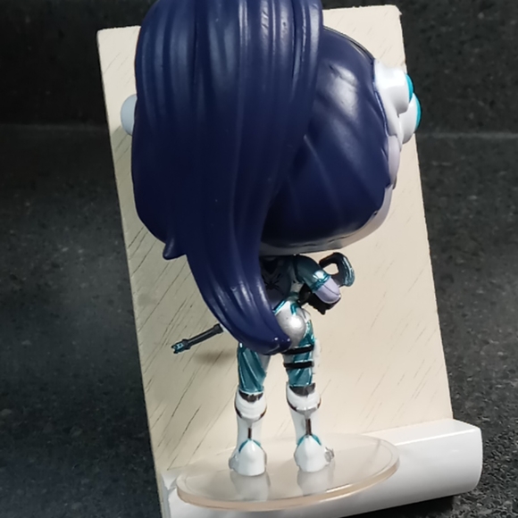 Overwatch Widowmaker Funko - Picture 5 of 6